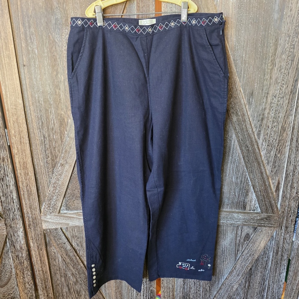 Christopher & Banks Pants Women's Size 12 Navy Blue Capris Embroidered‎ School